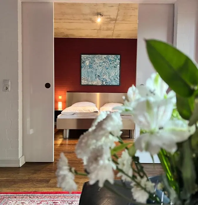 Gossler Suite-1